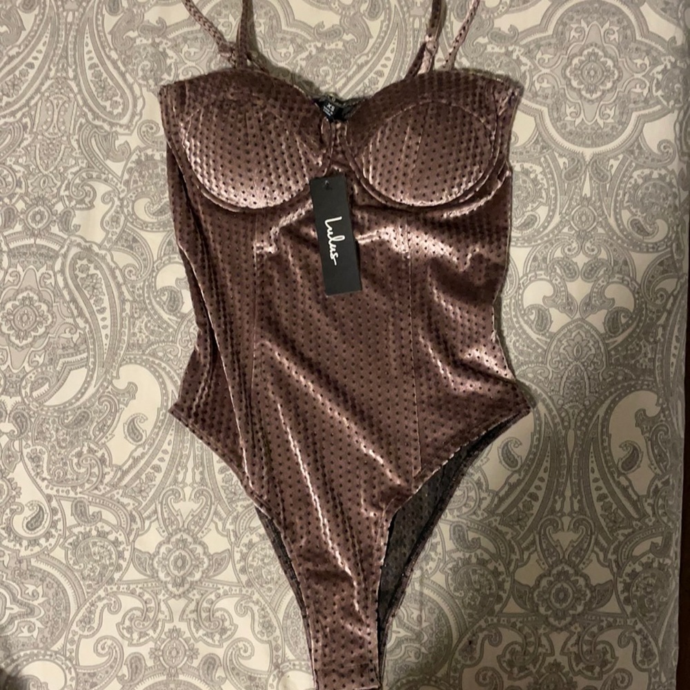 Lulus Bodysuit XS in Mauve